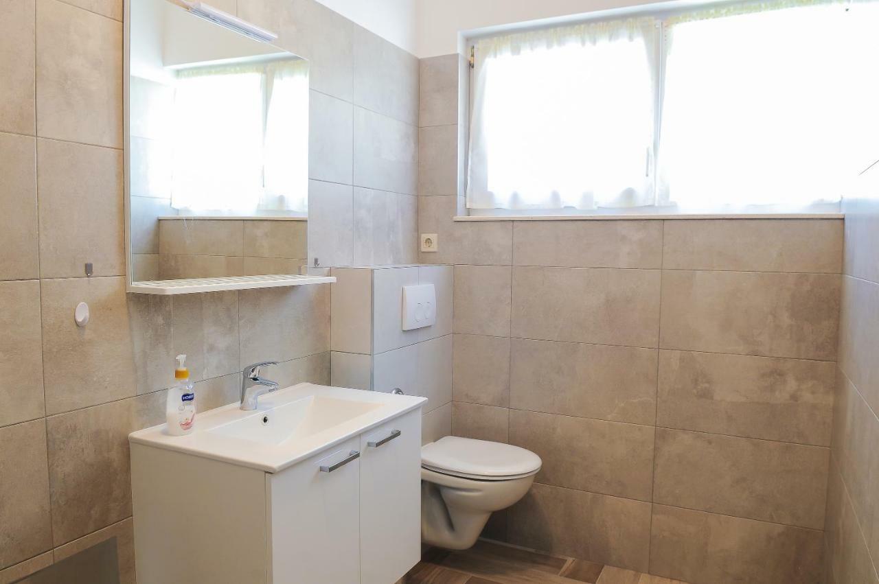 Apartment Neva Спліт Екстер'єр фото