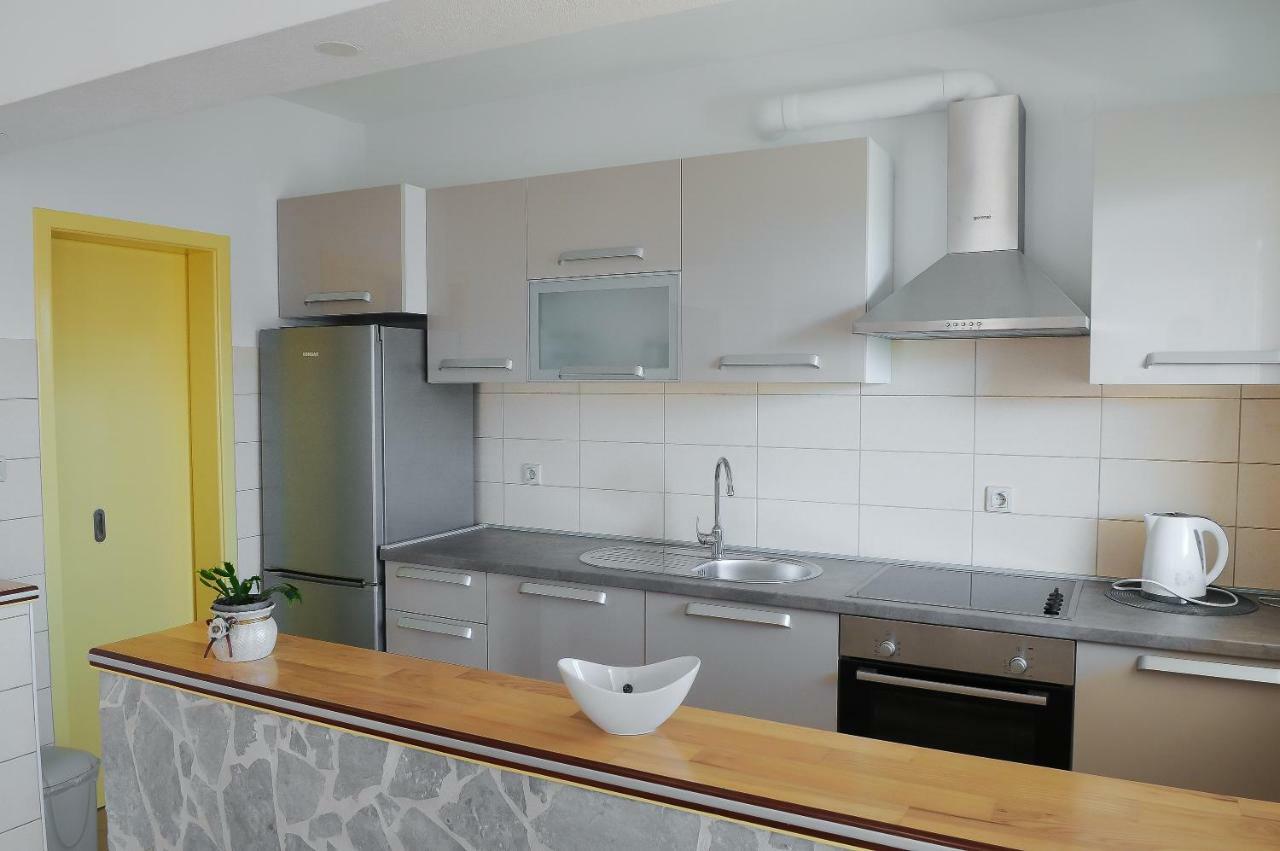 Apartment Neva Спліт Екстер'єр фото